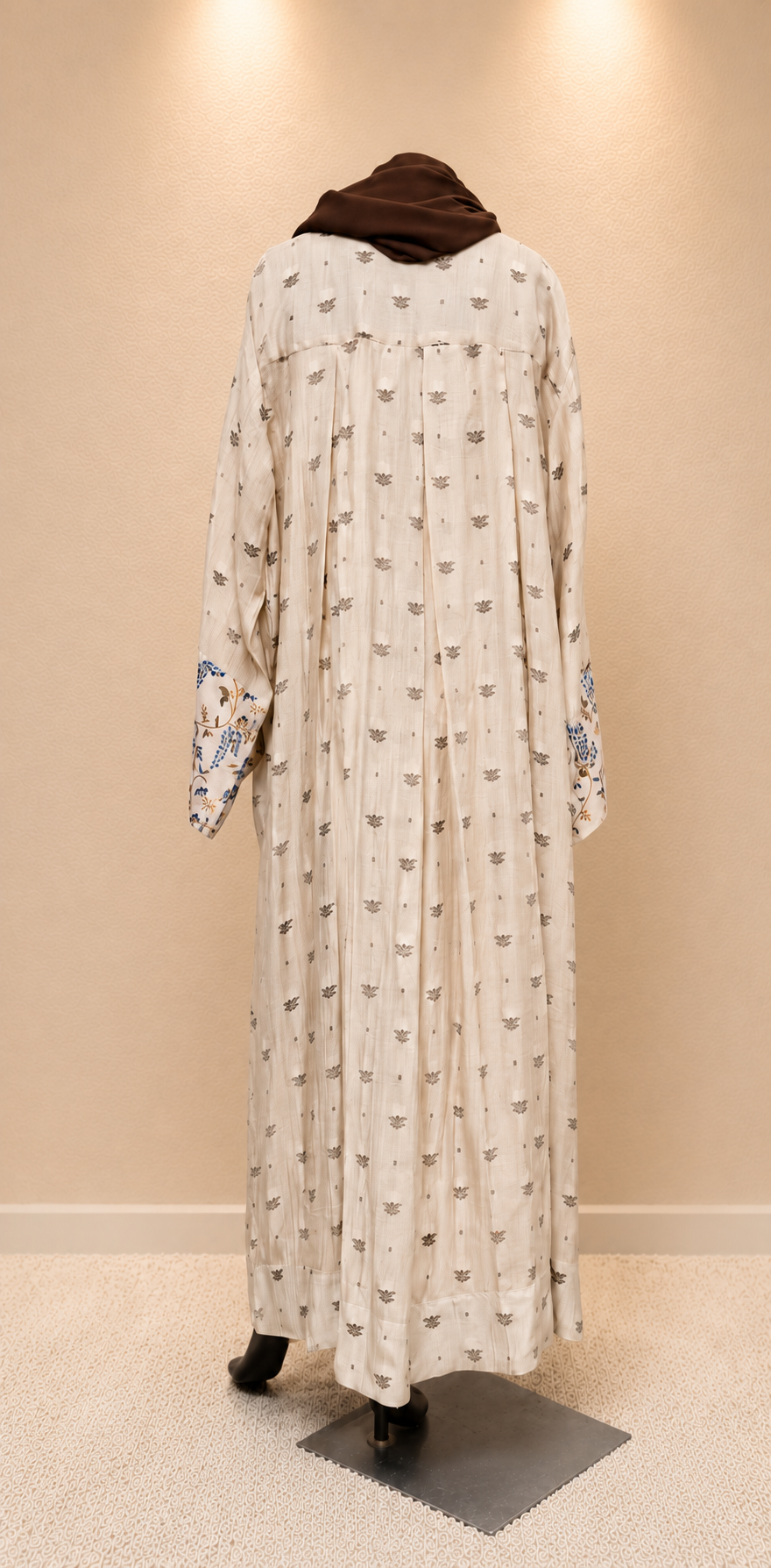 Wisteria buds abaya